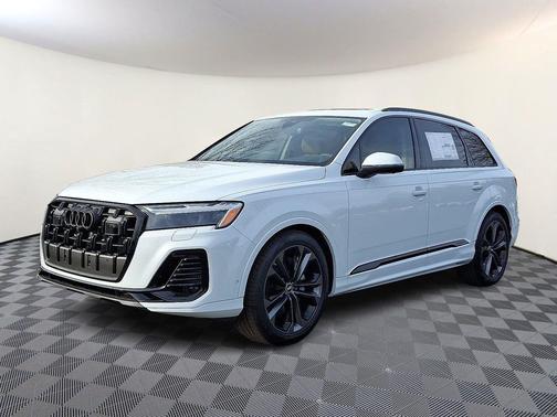 2026 Audi Q7 55 Premium Plus