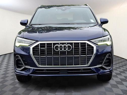 Navarra Blue Metallic 2025 Audi Q3 45 S line Premium Plus