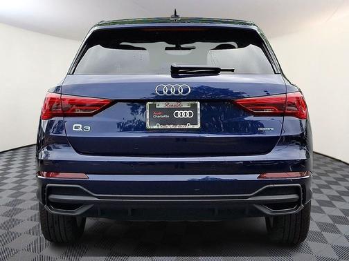Navarra Blue Metallic 2025 Audi Q3 45 S line Premium Plus