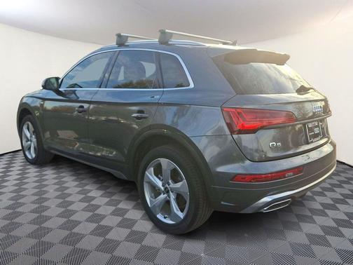 2023 Audi Q5 45 S line Premium Plus