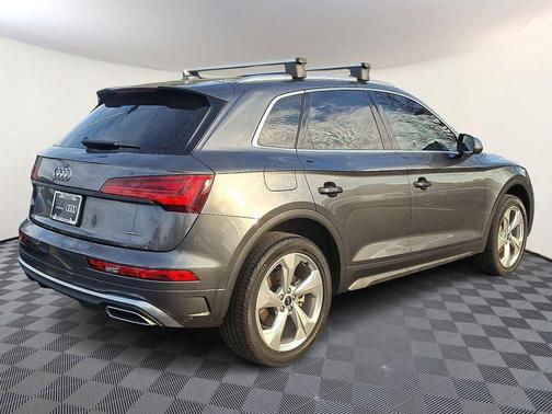 2023 Audi Q5 45 S line Premium Plus