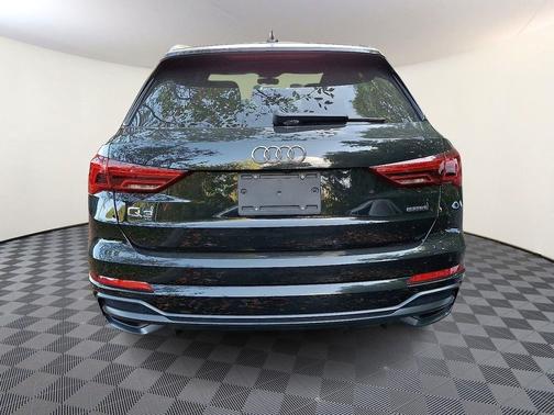 2022 Audi Q3 45 S line Premium Plus