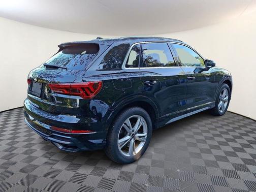 2022 Audi Q3 45 S line Premium Plus