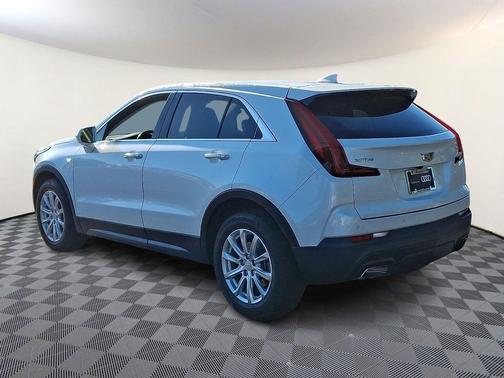 Crystal White Tricoat 2019 Cadillac XT4 Luxury