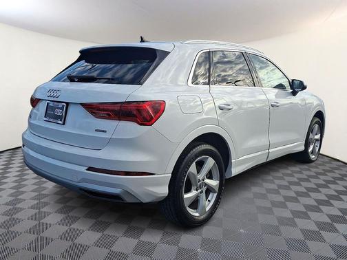 2020 Audi Q3 45 Premium