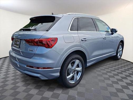 2022 Audi Q3 40 Premium