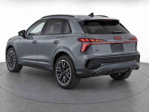 Daytona Gray Pearl Effect 2026 Audi Q3 TFSI quattro S tronic