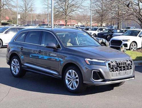 2025 Audi Q7 55 Premium Plus
