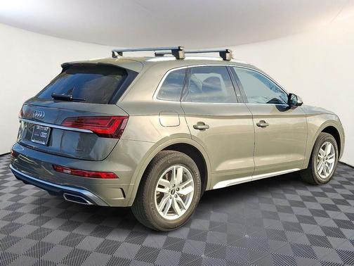 2023 Audi Q5 45 S line Premium