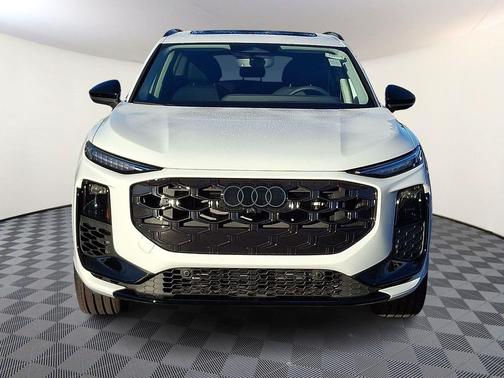 2026 Audi Q3 S line
