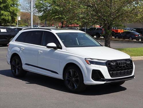 2025 Audi Q7 55 Premium Plus