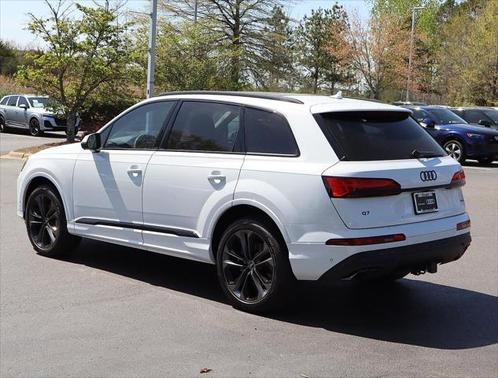 2025 Audi Q7 55 Premium Plus
