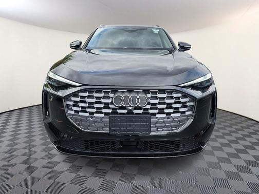 2025 Audi Q5 Premium