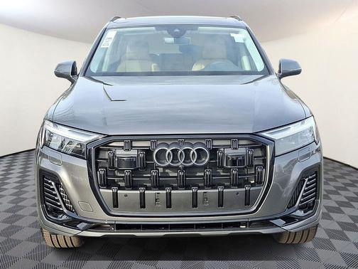2026 Audi Q7 55 Premium