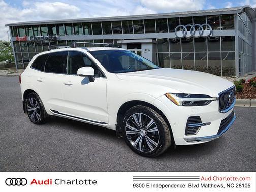 2023 Volvo XC60 B5 Plus Bright Theme