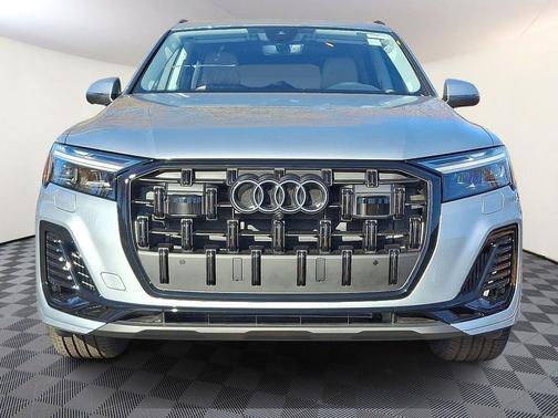 2026 Audi Q7 55 Premium Plus