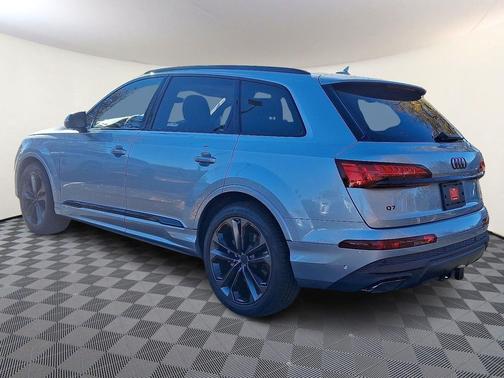 2026 Audi Q7 55 Premium Plus