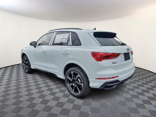 2025 Audi Q3 45 S line Premium Plus