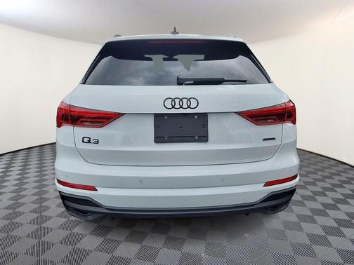 2025 Audi Q3 45 S line Premium Plus