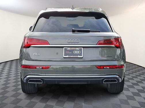 Chronos Gray Metallic 2023 Audi Q5 45 S line Premium Plus
