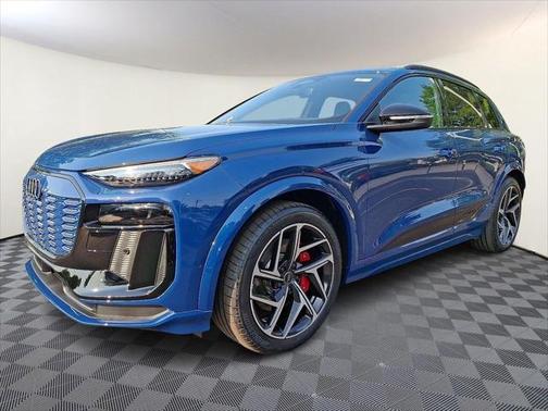 2025 Audi SQ6 e-tron Prestige quattro