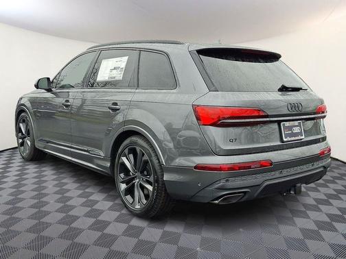 2026 Audi Q7 55 Premium Plus