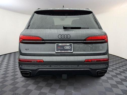 2026 Audi Q7 55 Premium Plus