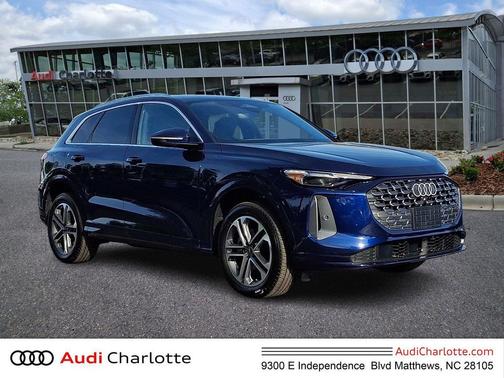 Navarra Blue Metallic 2025 Audi Q5 Premium Plus TFSI quattro S tronic