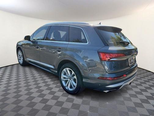 2025 Audi Q7 55 Prestige