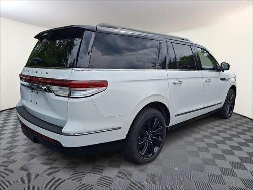 2023 Lincoln Navigator Black Label