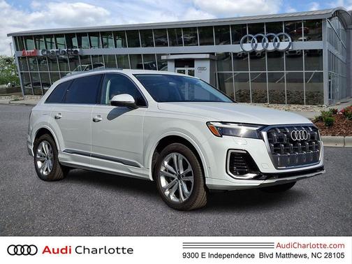 Glacier White Metallic 2025 Audi Q7 55 Premium Plus