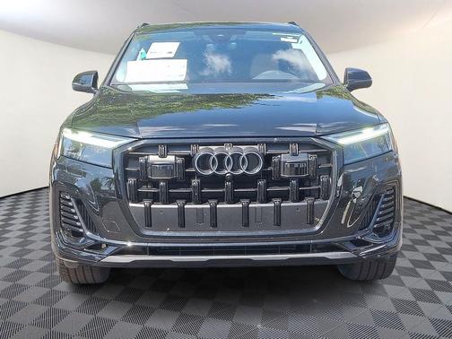2026 Audi Q7 55 Premium Plus