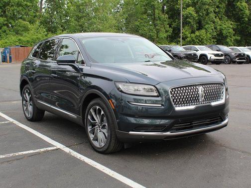 2022 Lincoln Nautilus Reserve
