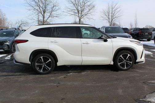 2021 Toyota Highlander XSE