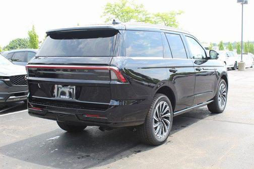 2025 Lincoln Navigator Black Label