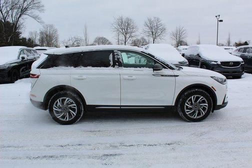 2024 Lincoln Corsair Premiere