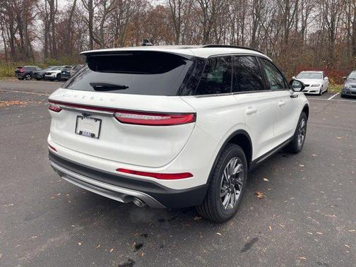 2026 Lincoln Corsair Premiere