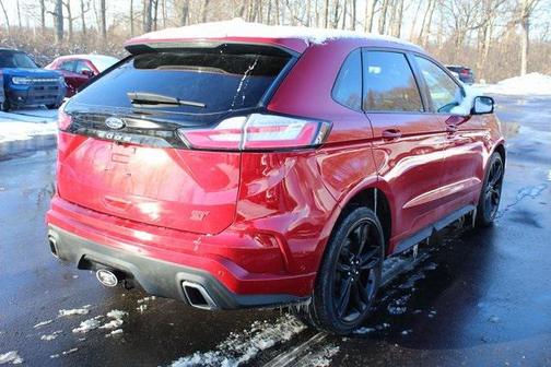 2021 Ford Edge ST