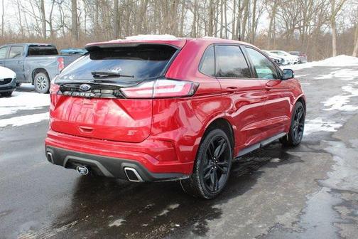 2021 Ford Edge ST
