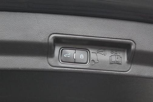 AGATE BLACK METALLIC 2022 Ford Explorer ST