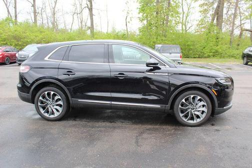 INFINITE BLACK MET CC 2023 Lincoln Nautilus Reserve