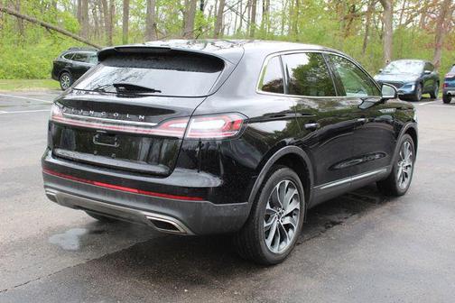 INFINITE BLACK MET CC 2023 Lincoln Nautilus Reserve