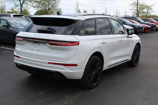 PRISTINE WHITE MET 3C 2023 Lincoln Corsair Reserve