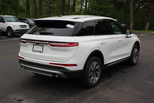 2025 Lincoln Corsair Premiere