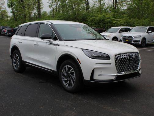 2025 Lincoln Corsair Premiere