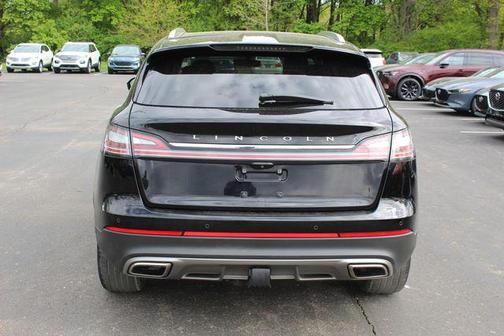 INFINITE BLACK MET CC 2023 Lincoln Nautilus Reserve