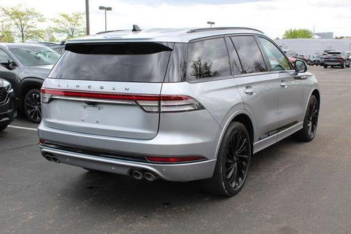 SILVER RADIANCE MET CC 2023 Lincoln Aviator Black Label AWD