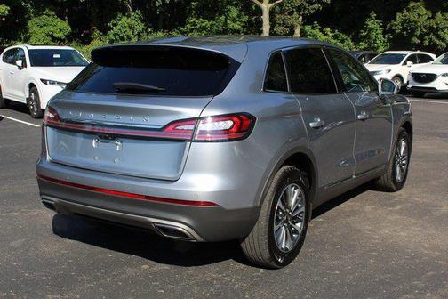 2022 Lincoln Nautilus Standard