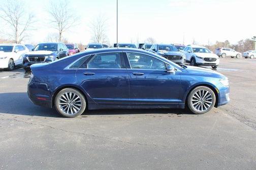 2017 Lincoln MKZ Base