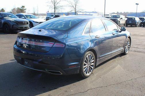 2017 Lincoln MKZ Base